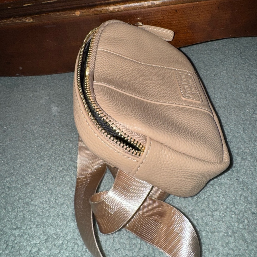 Pom Pom London Leather Barnes Belt Bag Sandstone - Picture 3 of 6